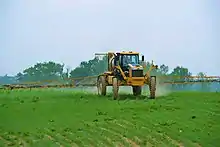 Self-propelled row-crop sprayer