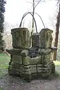 Puits de la Touche-Berthelot&nbsp;[fr] well, 16th century