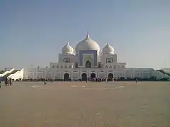 Bhutto family mausoleum ，Larkana District, Sindh