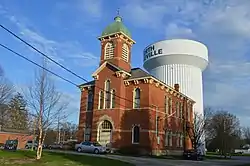 Former city hall on Center Ridge Road