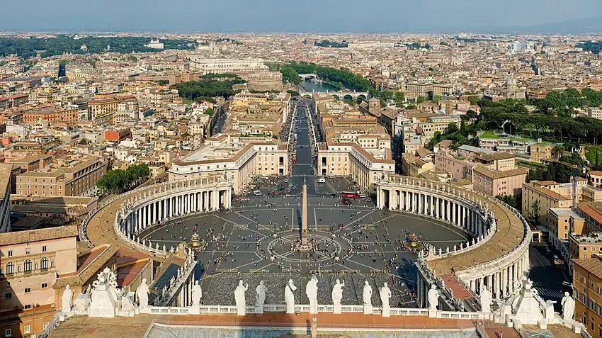 Bernini's colonnade St. Peter's Square, Vatican City (1660s)